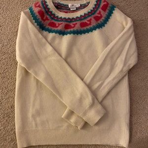 Vineyard vine sweater